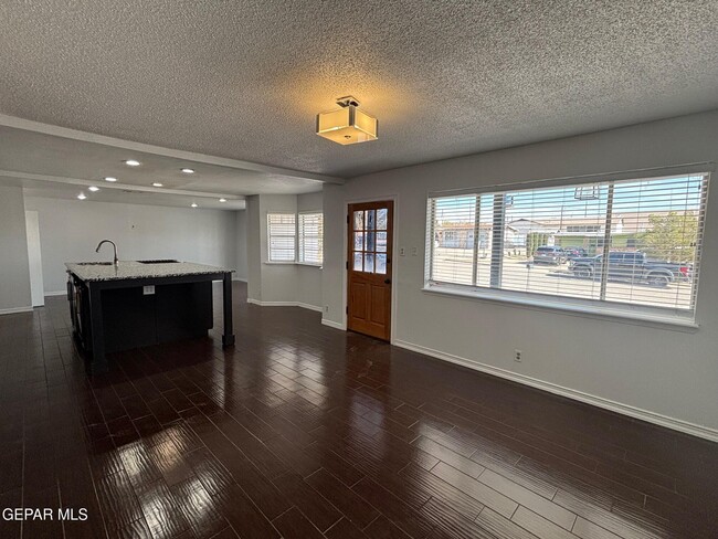 Photo - 8079 Disney Dr