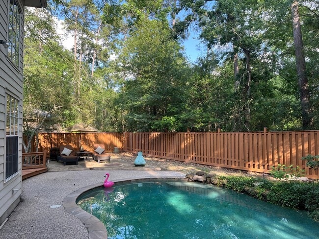 Photo - 3 Candle Pine Pl