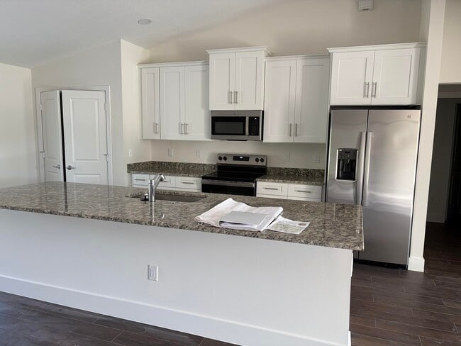 Photo - 3901 N 147 Ave