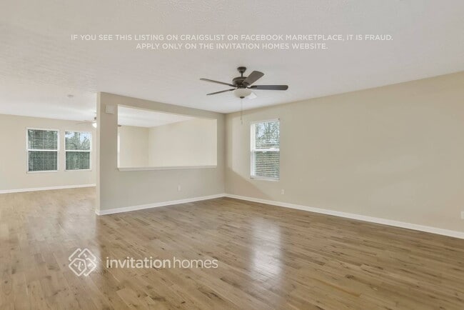 Photo - 128 Waterbury Way