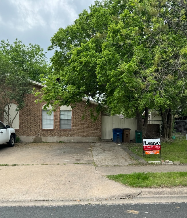 Building Photo - 311 Flournoy Dr Rental