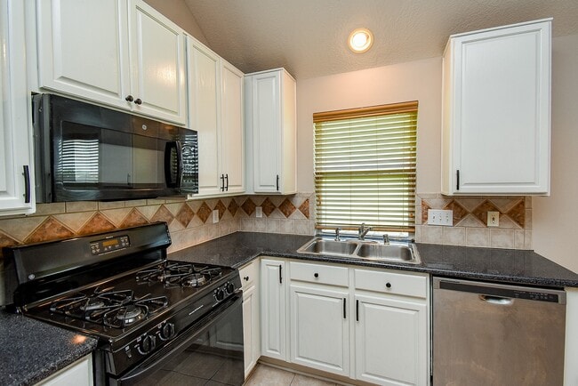 Photo - 11743 Berkway Trail