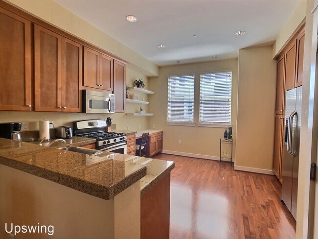 Photo - 3 br, 2.5 bath House - 807 Frederick Commons