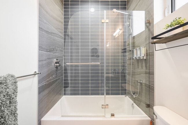 Photo - 3617 2nd Ave NW Unidad SI ID1035991P