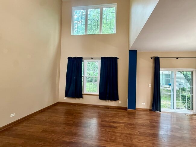 Photo - 623 Shakespeare Dr