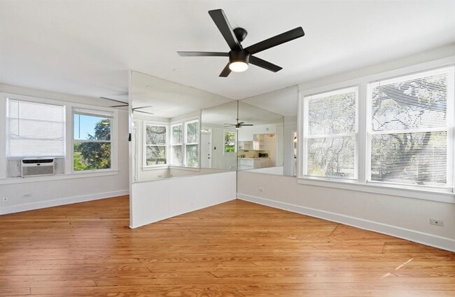 Photo - 1403 Windsor Rd