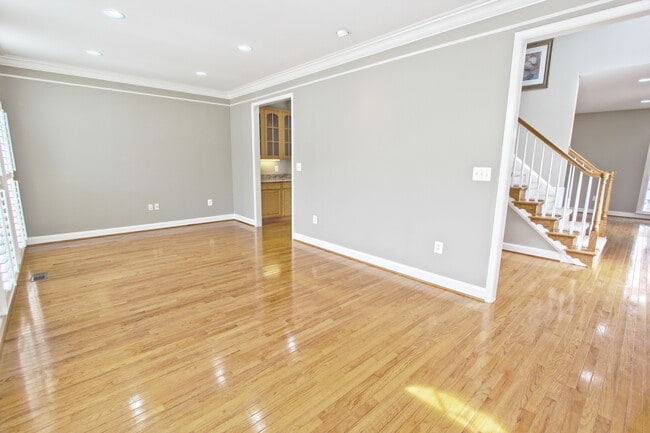 Photo - 4083 Walnut Cove Cir