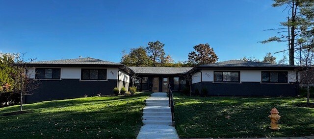 Photo - 820 Francis Pl