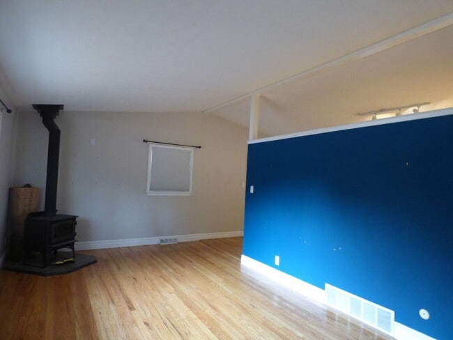 Photo - Perfect 2 Bedroom House