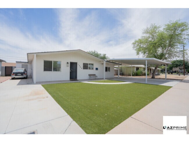 Building Photo - Exquisite 4/2 Tempe House with Vaulted Cei...