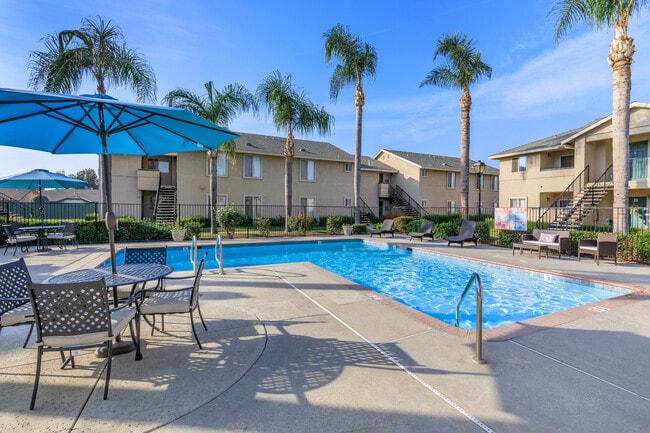 Building Photo - Hunter's Glen Rental