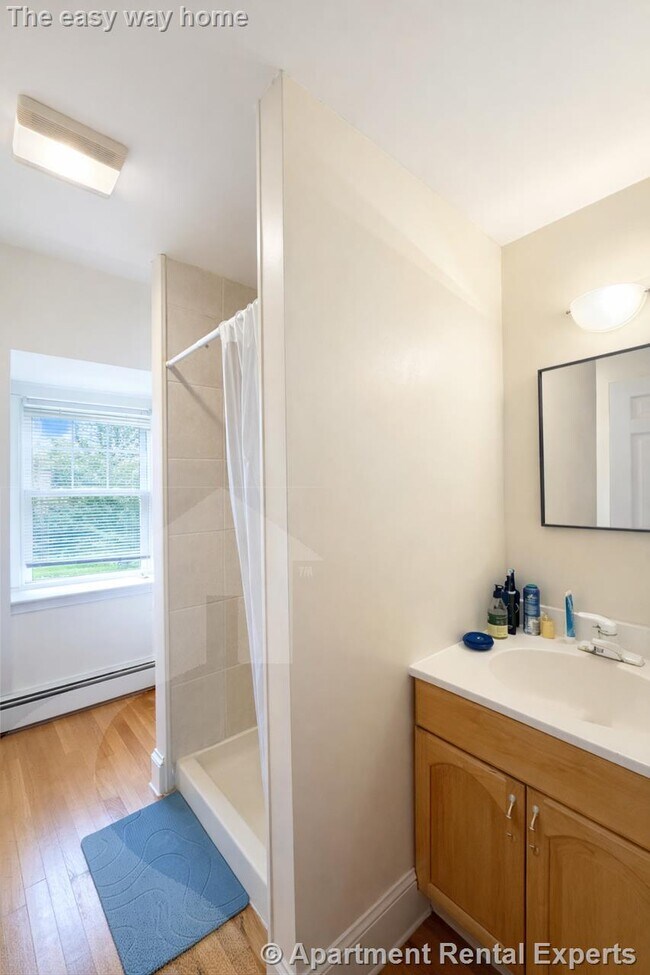 Photo - 24 Watson St