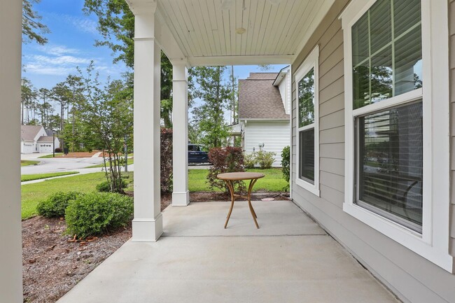 Photo - Spacious 5 Bedroom Home in Richmond Hill’s...