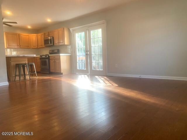 Photo - 1560 Whittier Ave