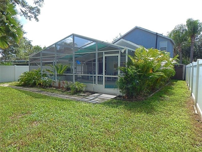 Photo - 5869 Meadowpark Pl