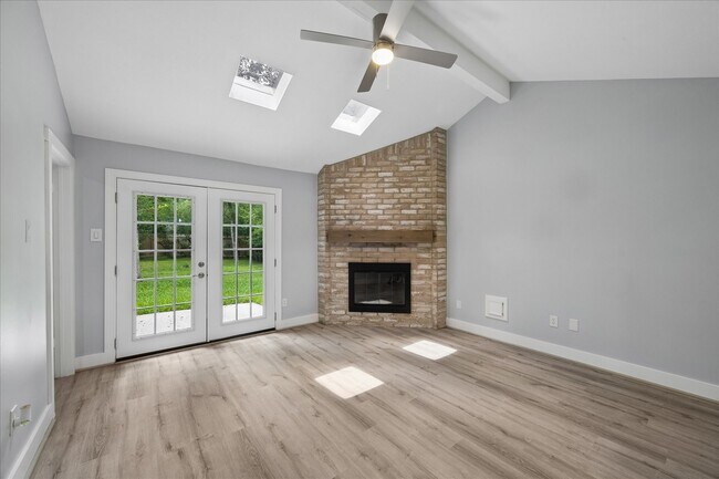 Photo - 17 Oldstream Ct
