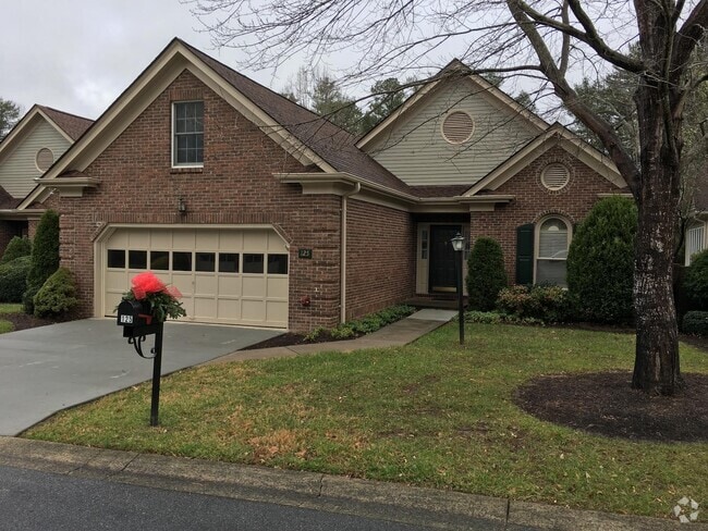 Building Photo - 125 Glenbrook Dr Rental