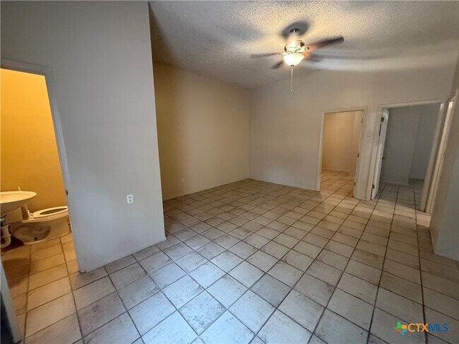 Photo - 1410 Marlton St Unidad 6