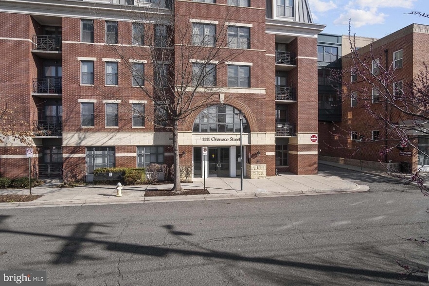 Photo - 1111 Oronoco St