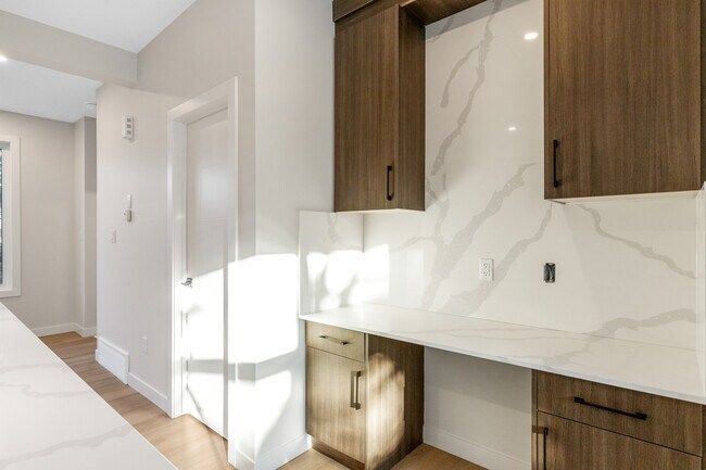 Photo - 13204-13112 112 Ave NW