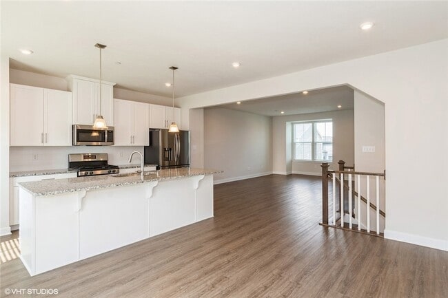 Photo - 4806 Spruce Rd