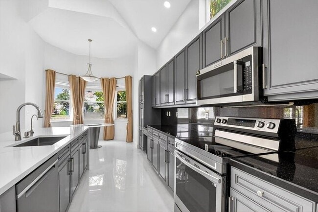 Photo - 2191 Balsan Way