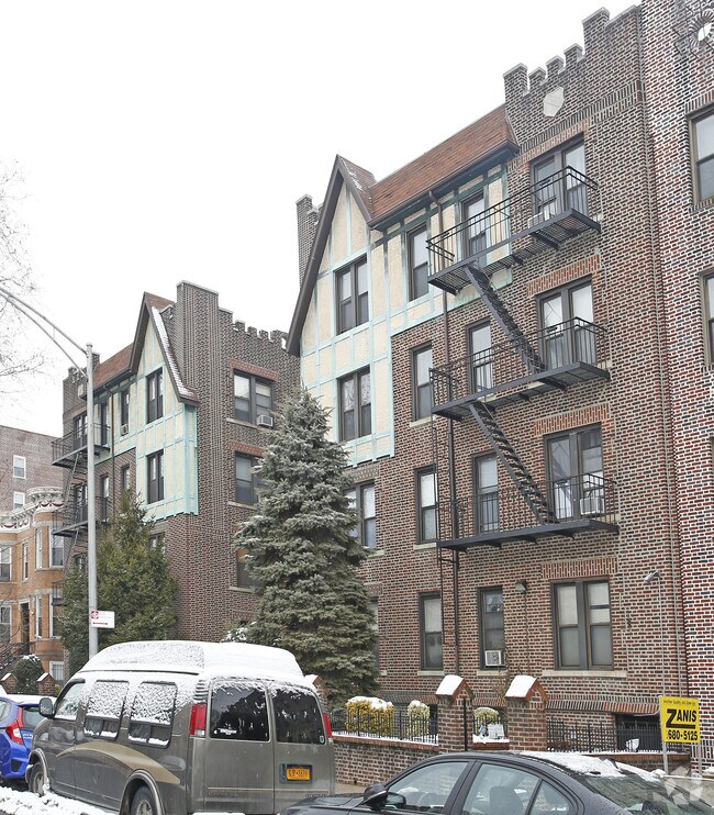 Side Corner - 537-547 Ovington Ave
