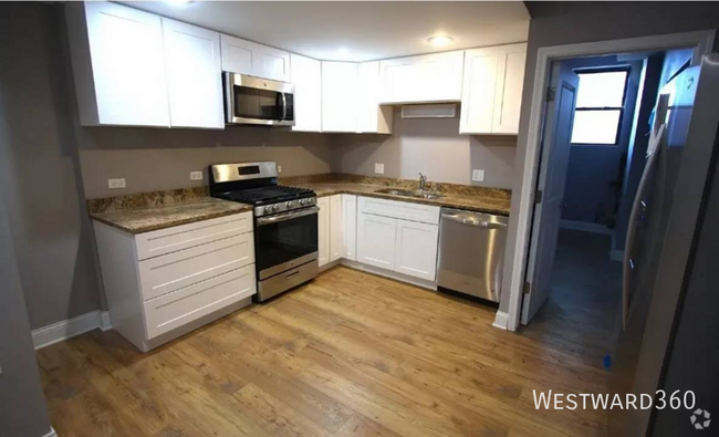 Building Photo - 1120 W Addison St Unit #1 Rental