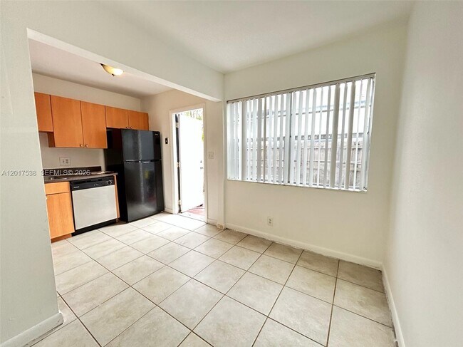 Photo - 4817 NW 9th Dr