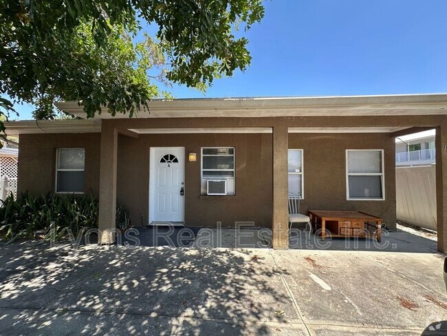 Building Photo - 1935-A Ricardo Ave Rental