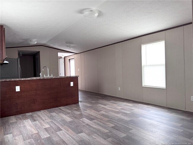 3435 Marty Cir