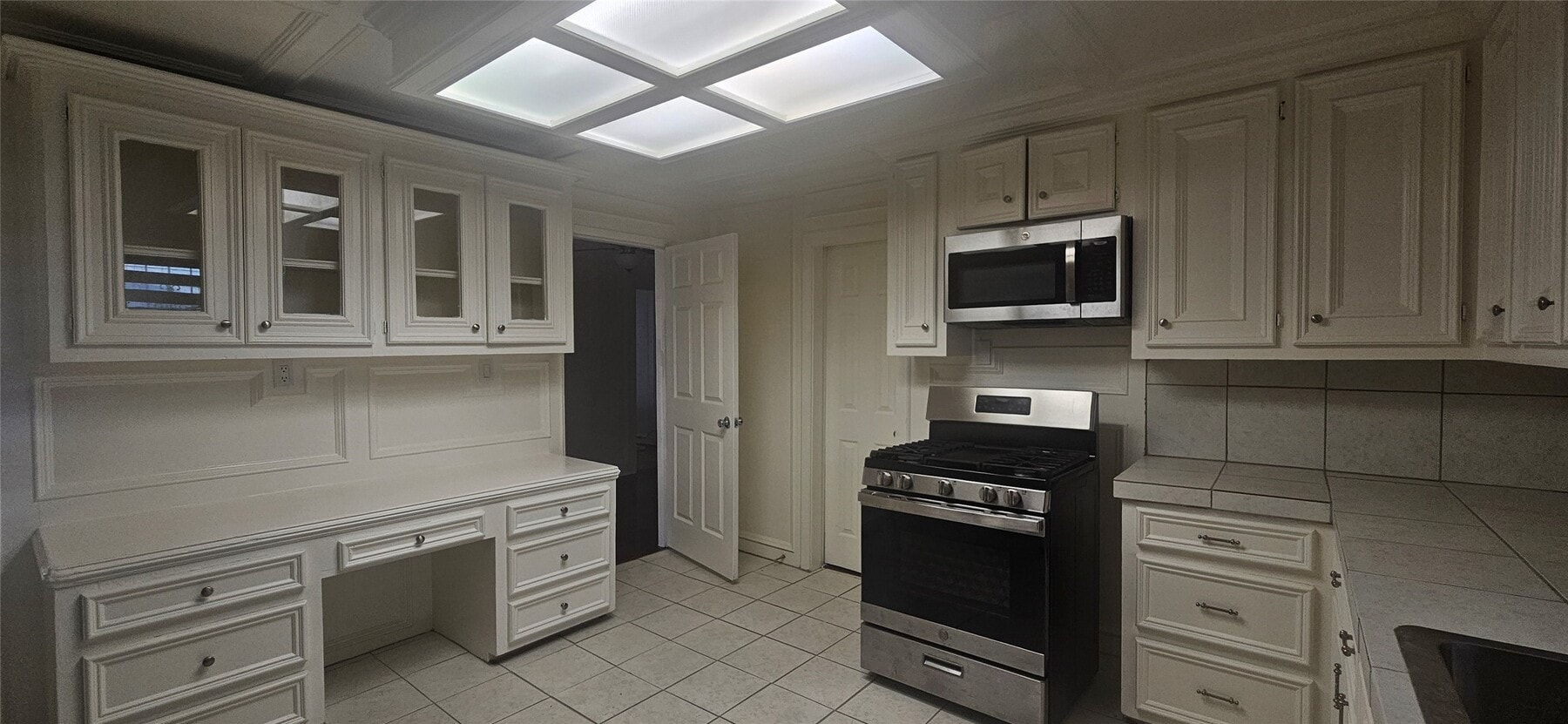 Photo - 1602 Chapman St