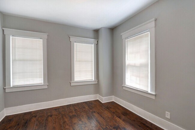 Photo - 1505 Reynolds St Unit House