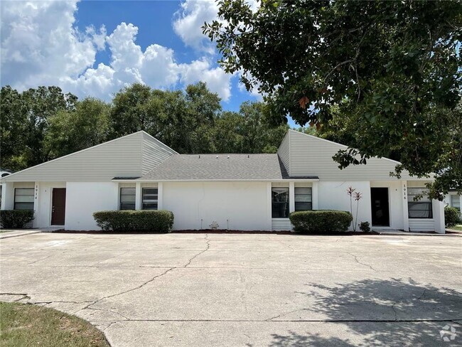 Building Photo - 1914 Crystal Grove Dr Rental