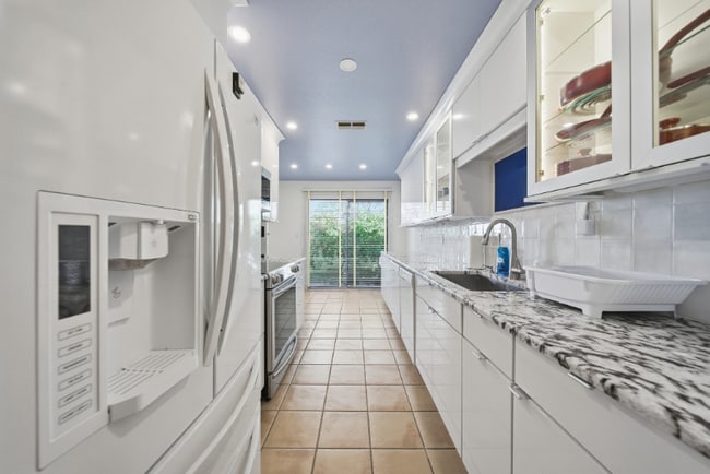 Photo - 2007 Mandalay Ct