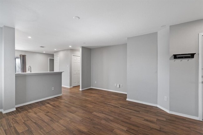 Photo - 14508 Spearmint Tea Trail