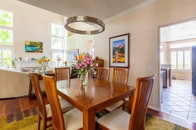 Photo - 35 Princeville Ct