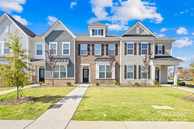 Photo - 13932 Castle Nook Dr Townhome