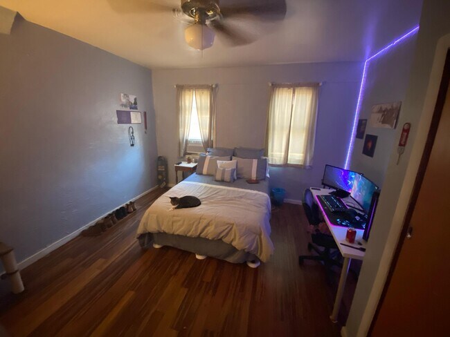 Photo - 1401 Sarah St