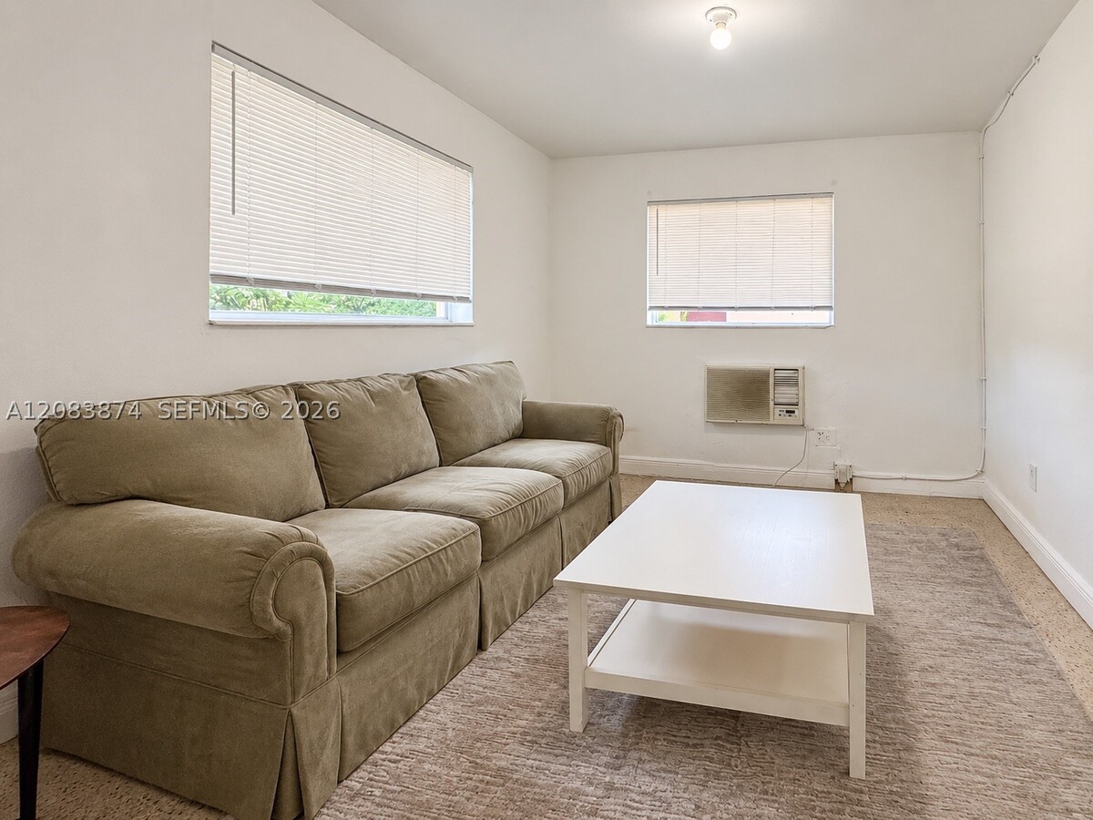 Photo - 519 NW 23rd Ave