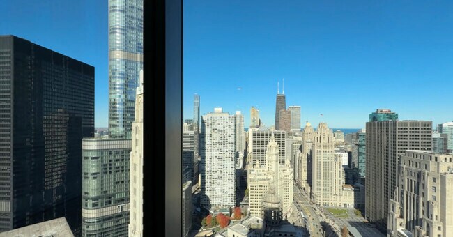 Photo - 66 E Wacker Pl