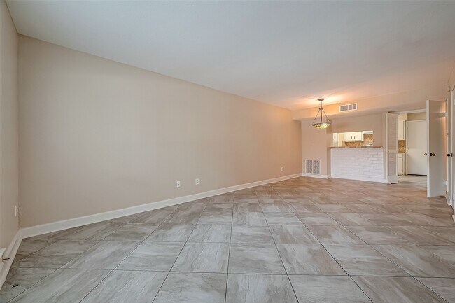 Photo - 6410 Del Monte Dr Unit 5
