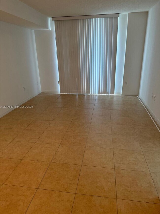 215 SW 42nd Ave Unit PH11
