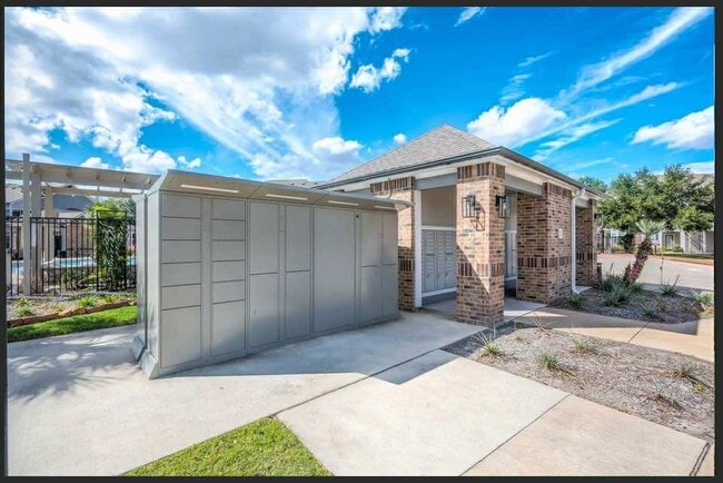 Photo - 529 Barker-Clodine Rd