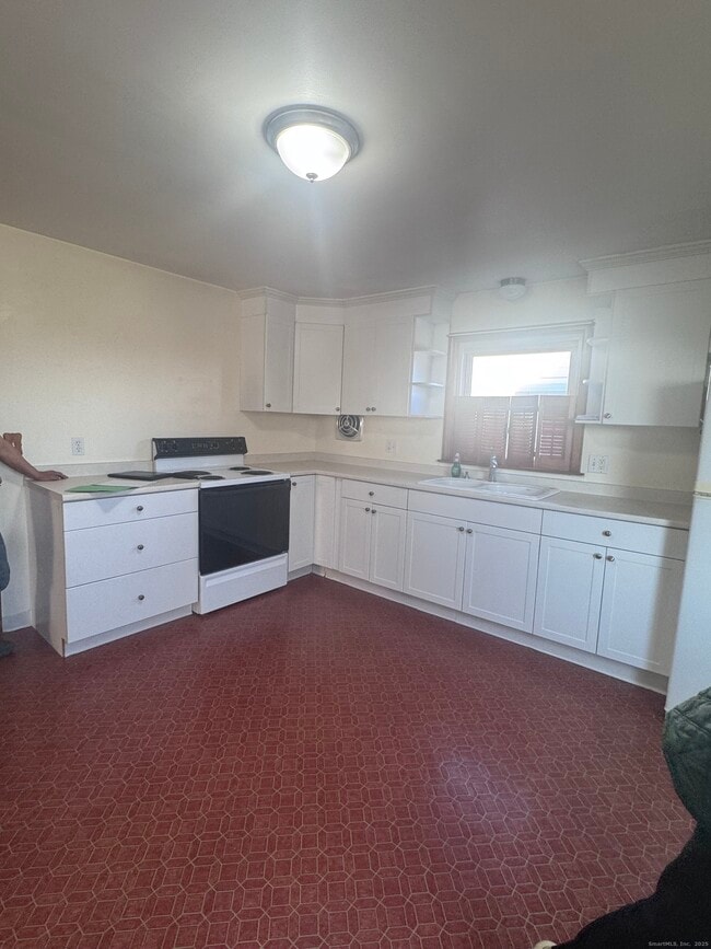 Photo - 212 Dayton Rd