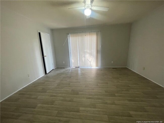 Photo - 323 Cadmium Ct