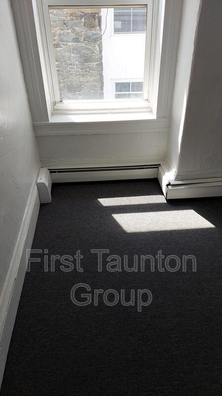 Photo - 9 Cedar St Unit 2 left