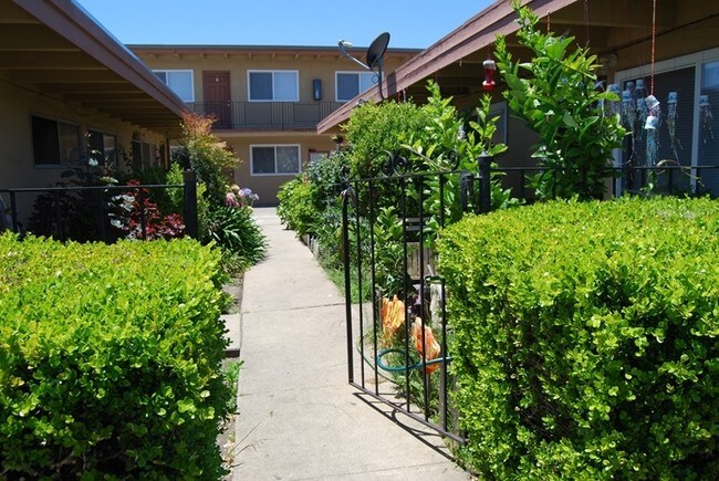 Doolittle Apartments