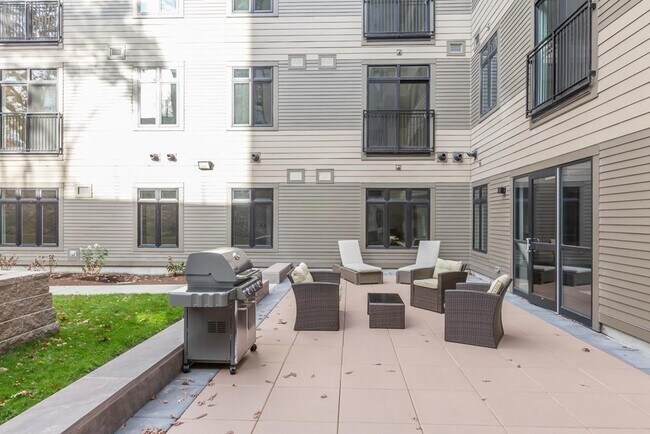 Photo - 1501 Commonwealth Ave Unit 404