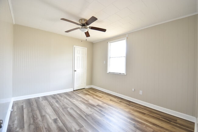 Photo - 824 West Dr